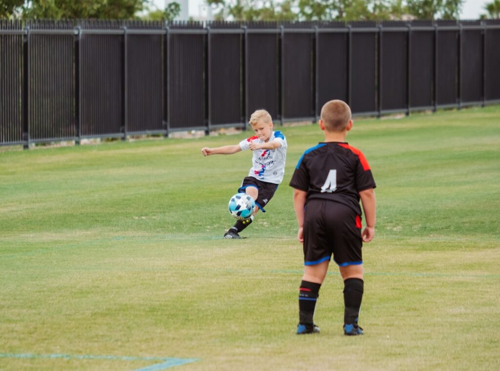 Photo kids playing